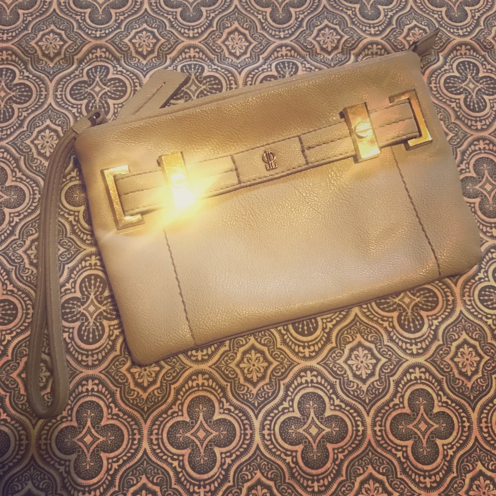 Jennifer Lopez Wristlet